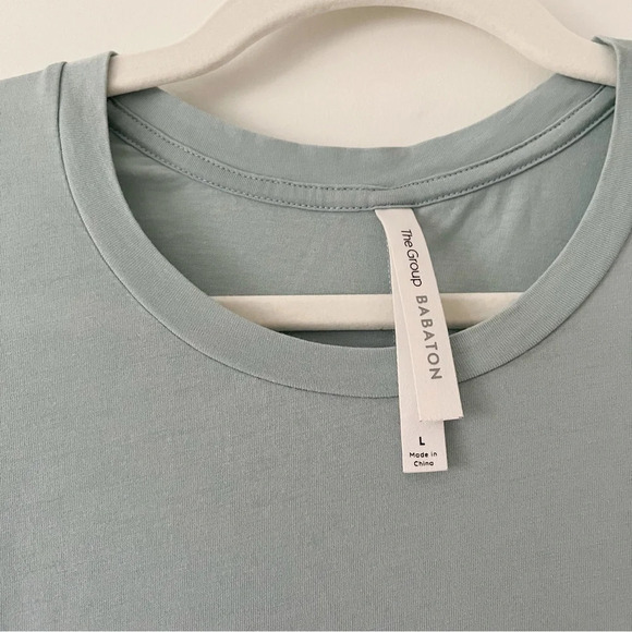 Aritzia Babaton Lagarde T-Shirt  in Sea Spray Embroidered Snake Plant Siz… - Picture 5 of 6